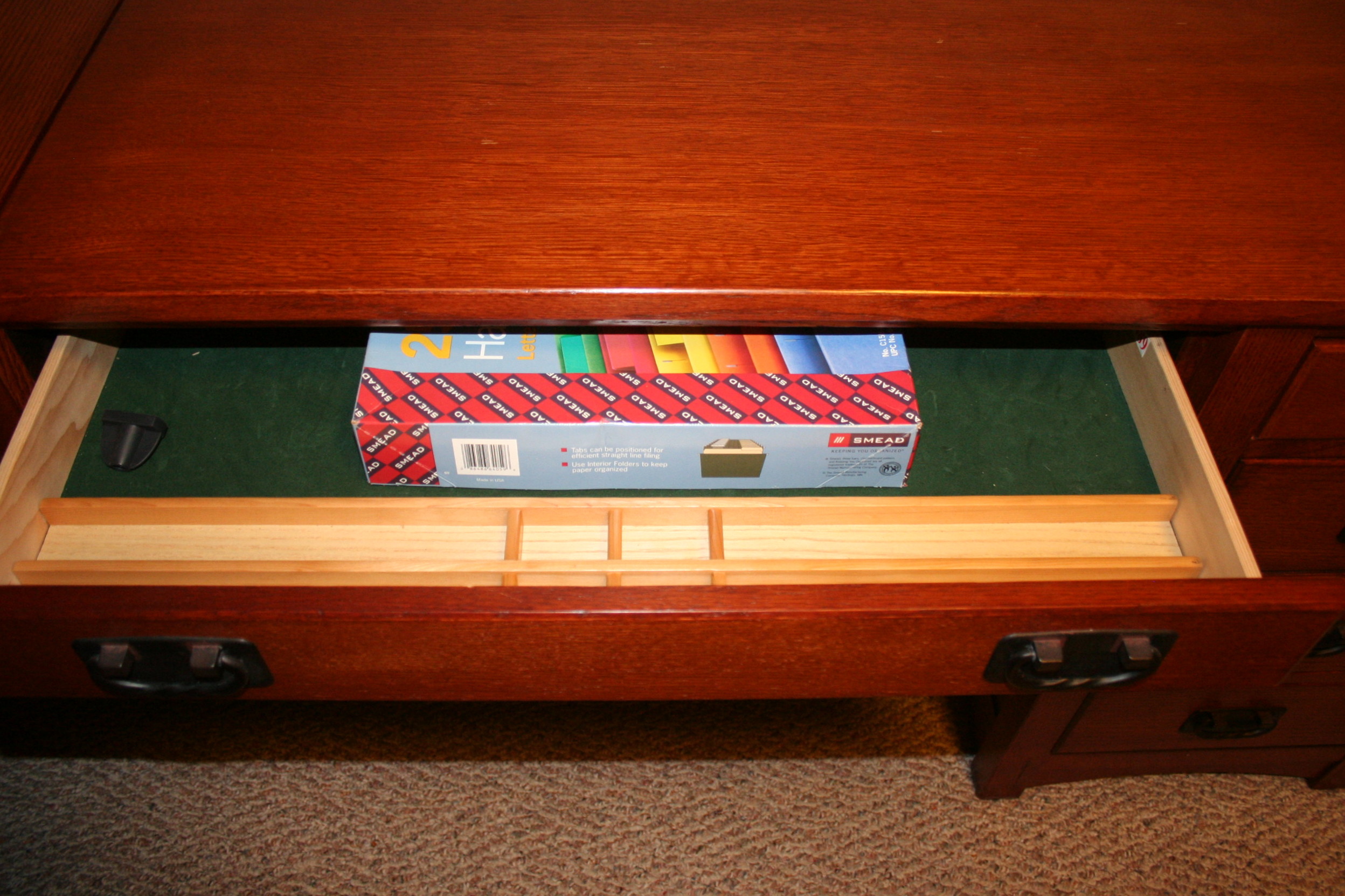 Wynwood L-Shaped Desk and Hutch