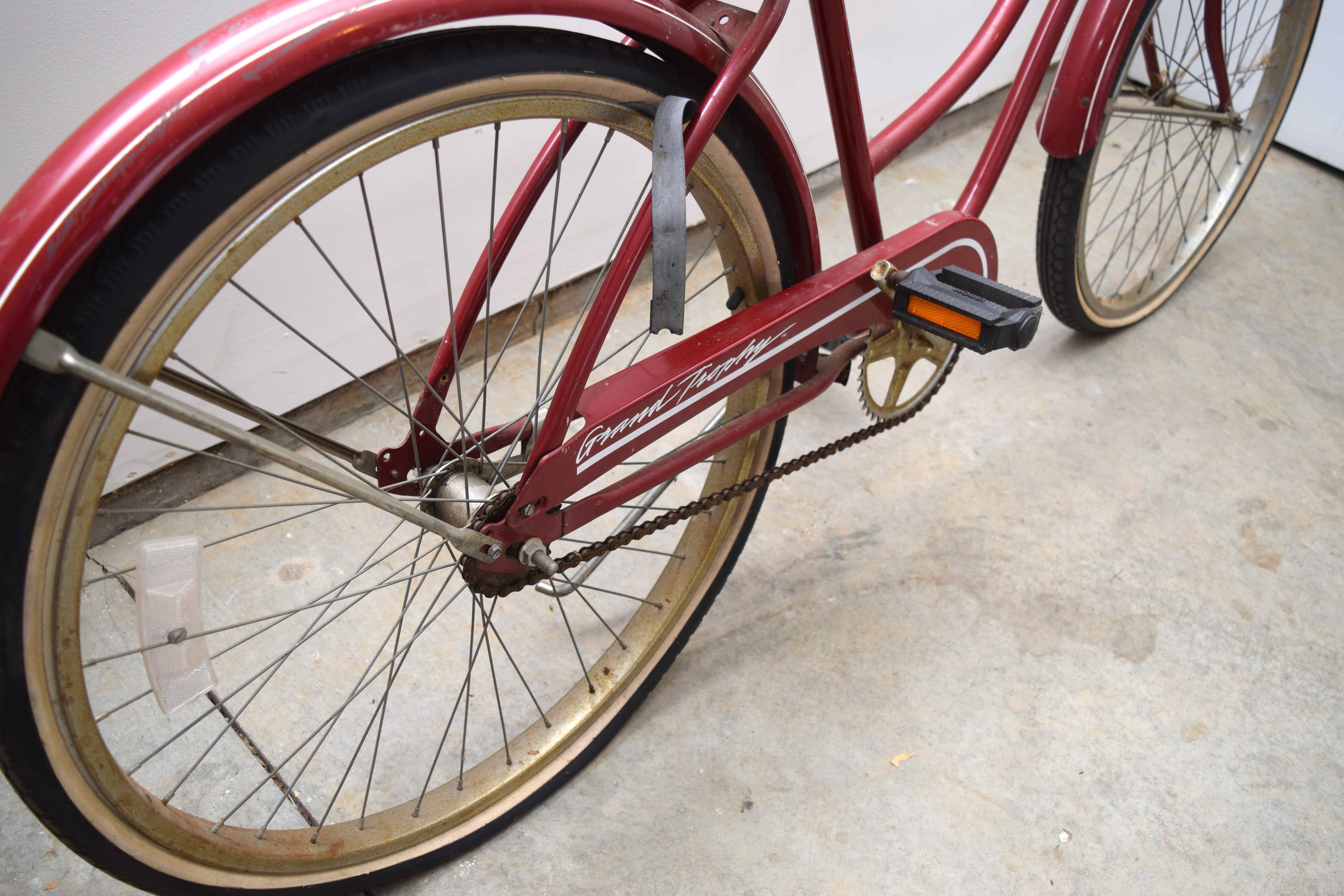 Women's Vintage Western Flyer Grand Trophy Bicycle
