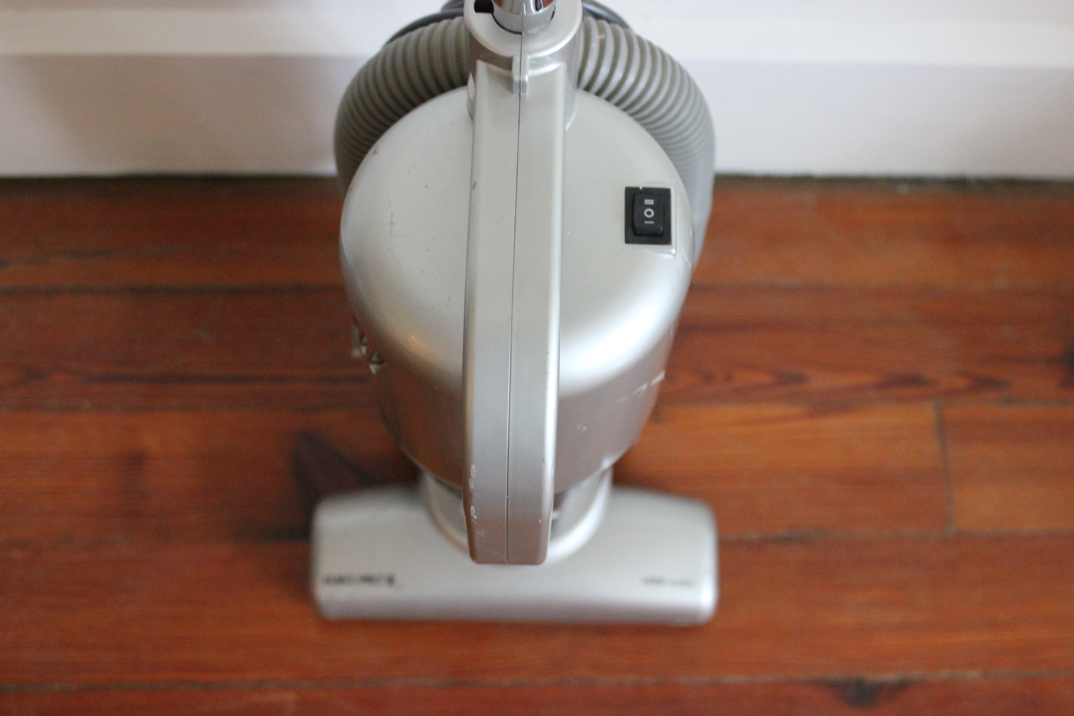 Shark Bagless Stick Euro-Pro Vacuum Cleaner 