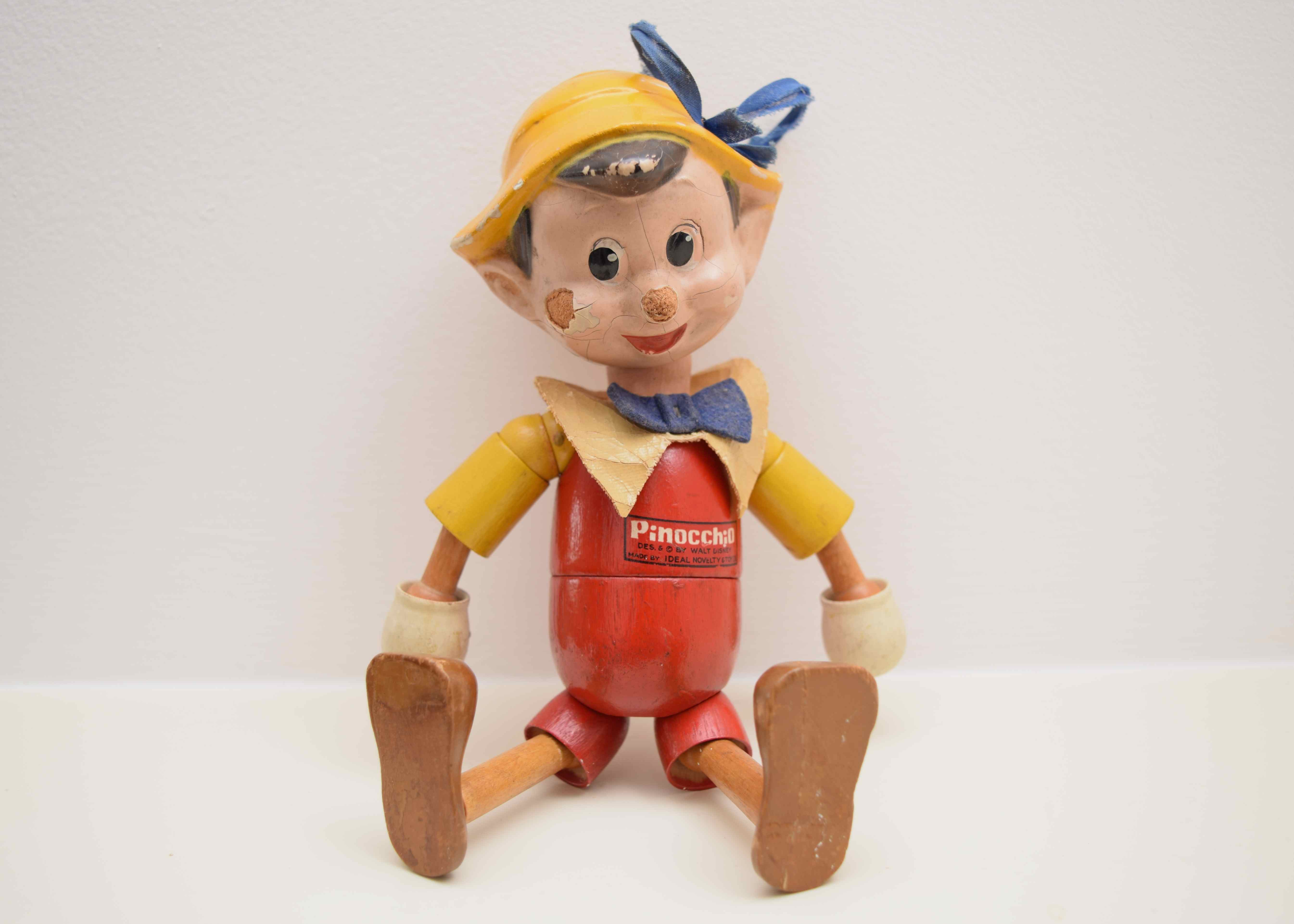 Pinocchio String Toy