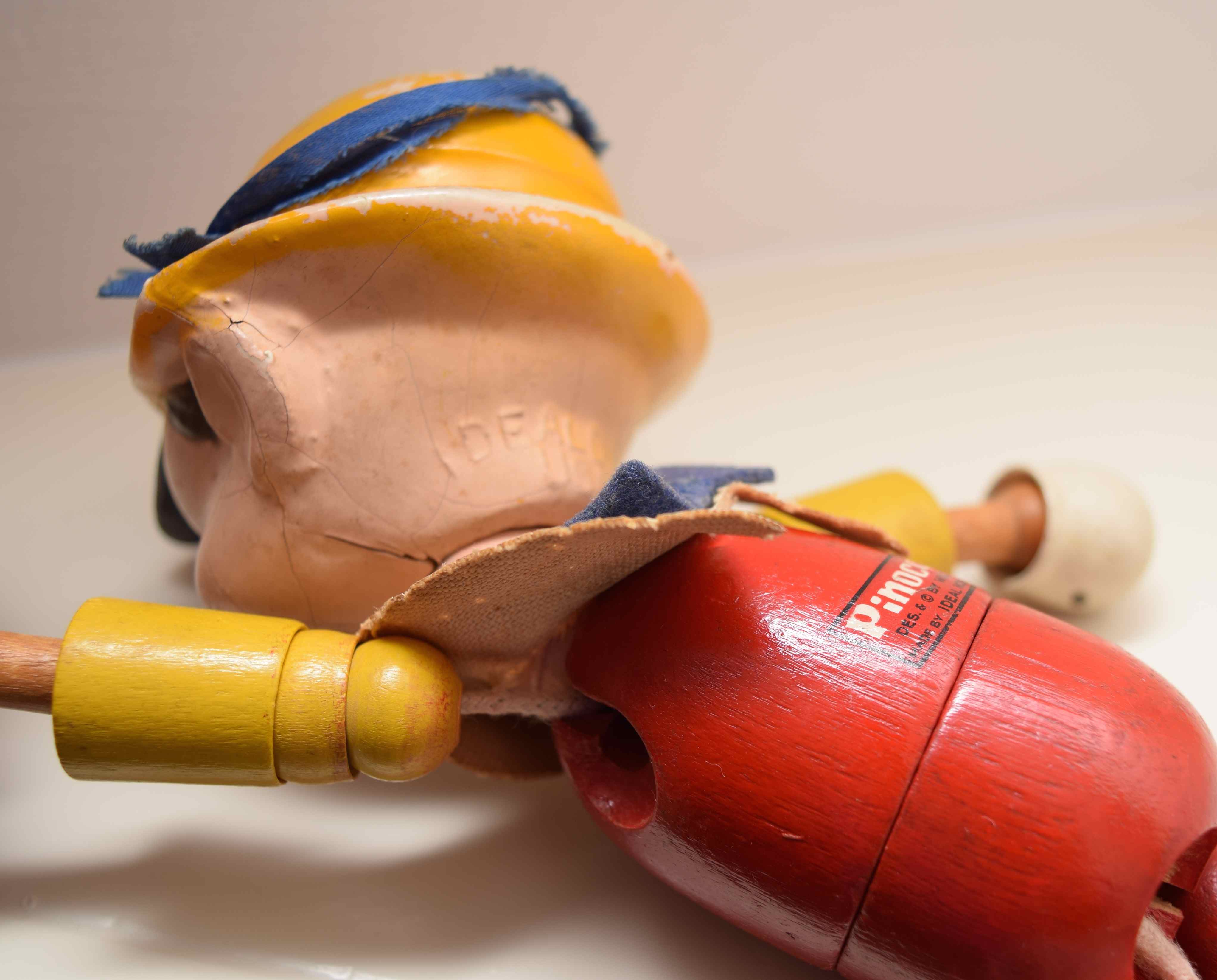 Pinocchio String Toy