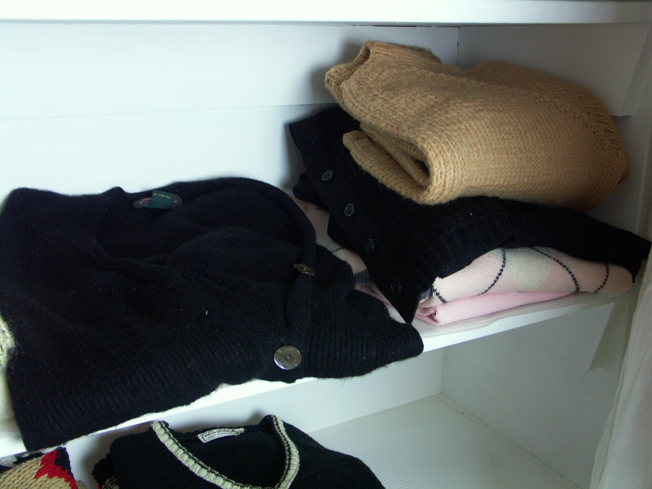 Women's Vintage Designer Sweaters - Cashmere - SMALL