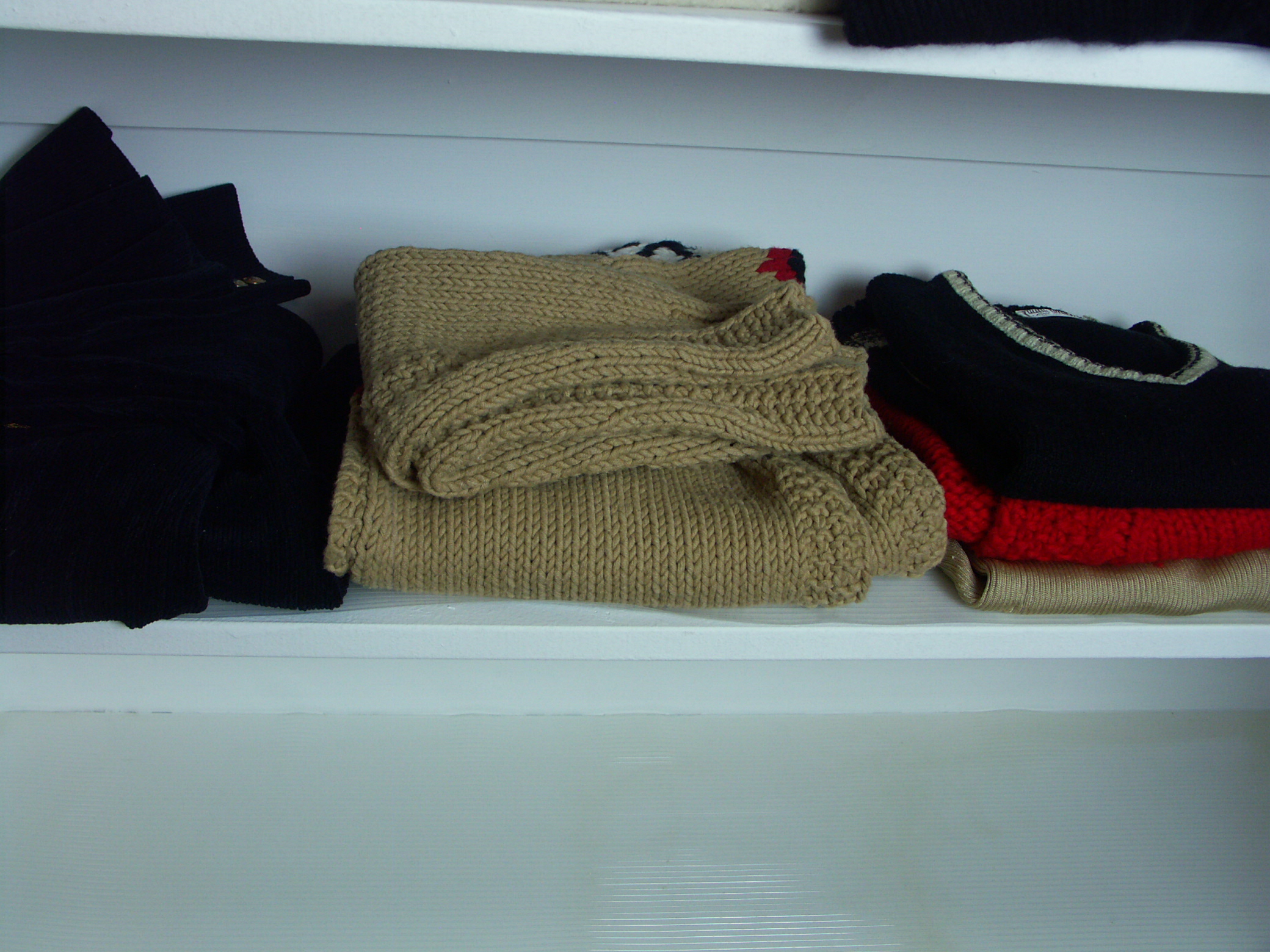 Women's Vintage Designer Sweaters - Cashmere - SMALL