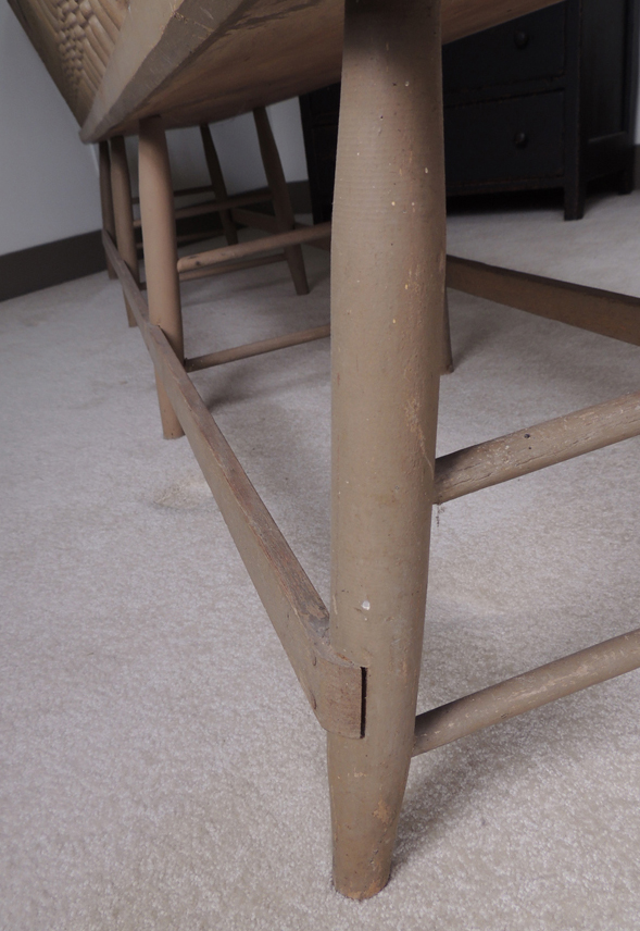 Antique Windsor Deacon's Bench