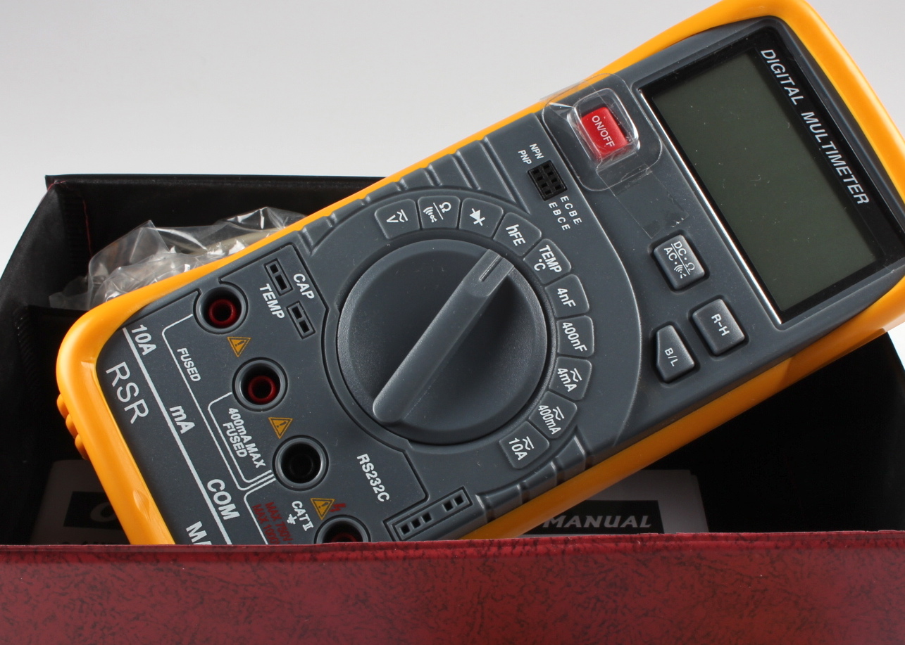 Digital Multimeter/ Electric Current Reader