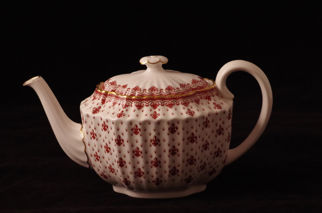 Spode "Fleur De Lys" Teapot