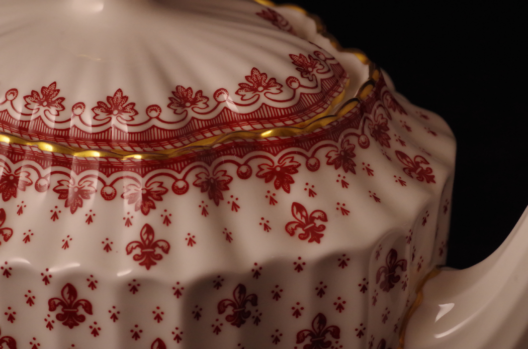 Spode "Fleur De Lys" Teapot