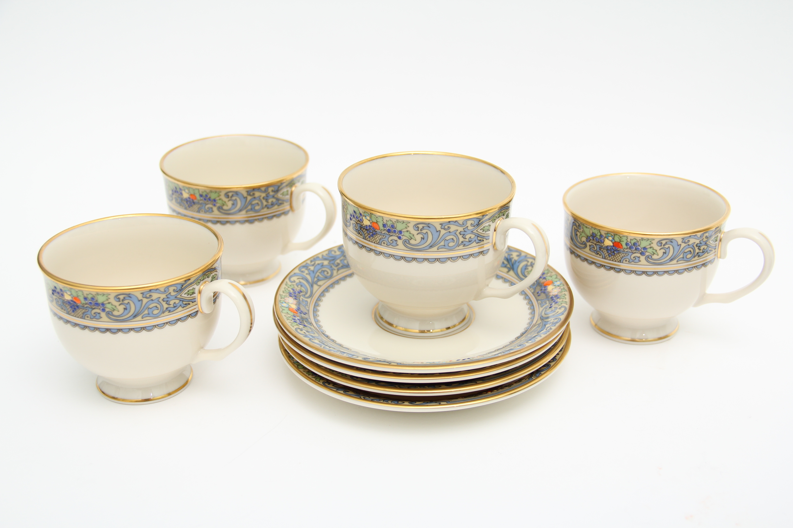 Lenox Presidential Collection China in the "Autumn" Pattern