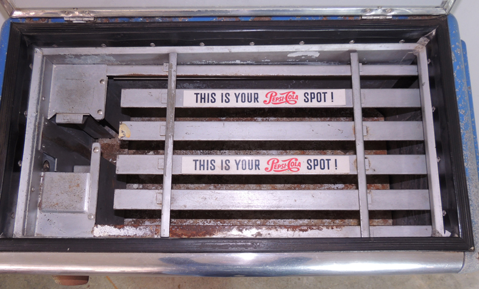 1950s Vintage Pepsi-Cola Vending Machine Cooler
