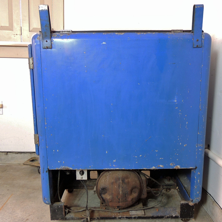 1950s Vintage Pepsi-Cola Vending Machine Cooler