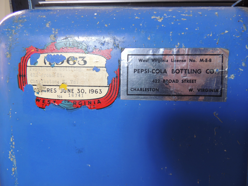 1950s Vintage Pepsi-Cola Vending Machine Cooler