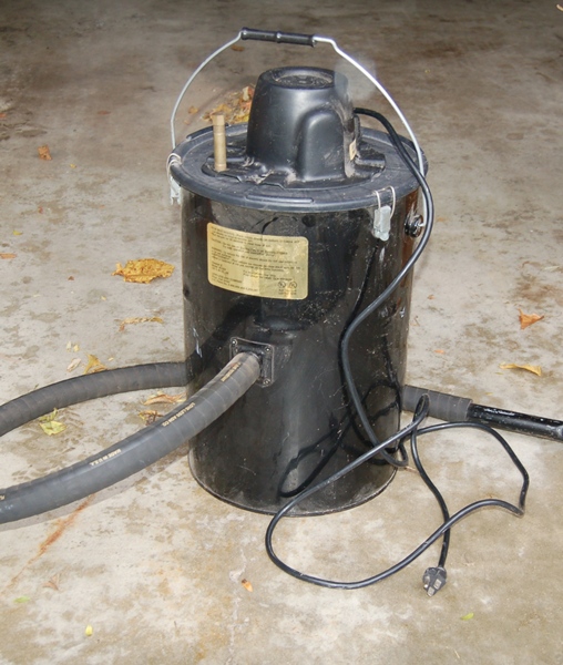 Cheetah II Ash Fireplace Vacuum