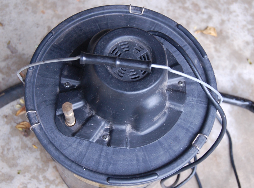 Cheetah II Ash Fireplace Vacuum