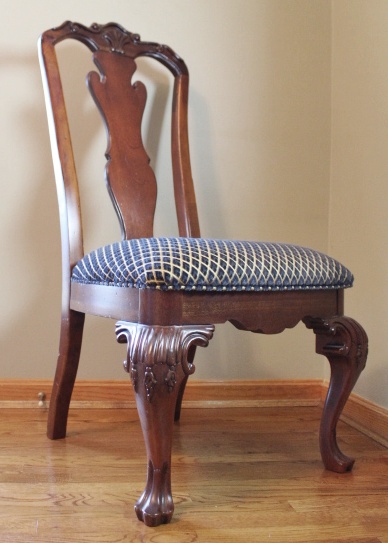 Thomasville Impressions "Trafalgar" Diningroom Table & 8 Chairs