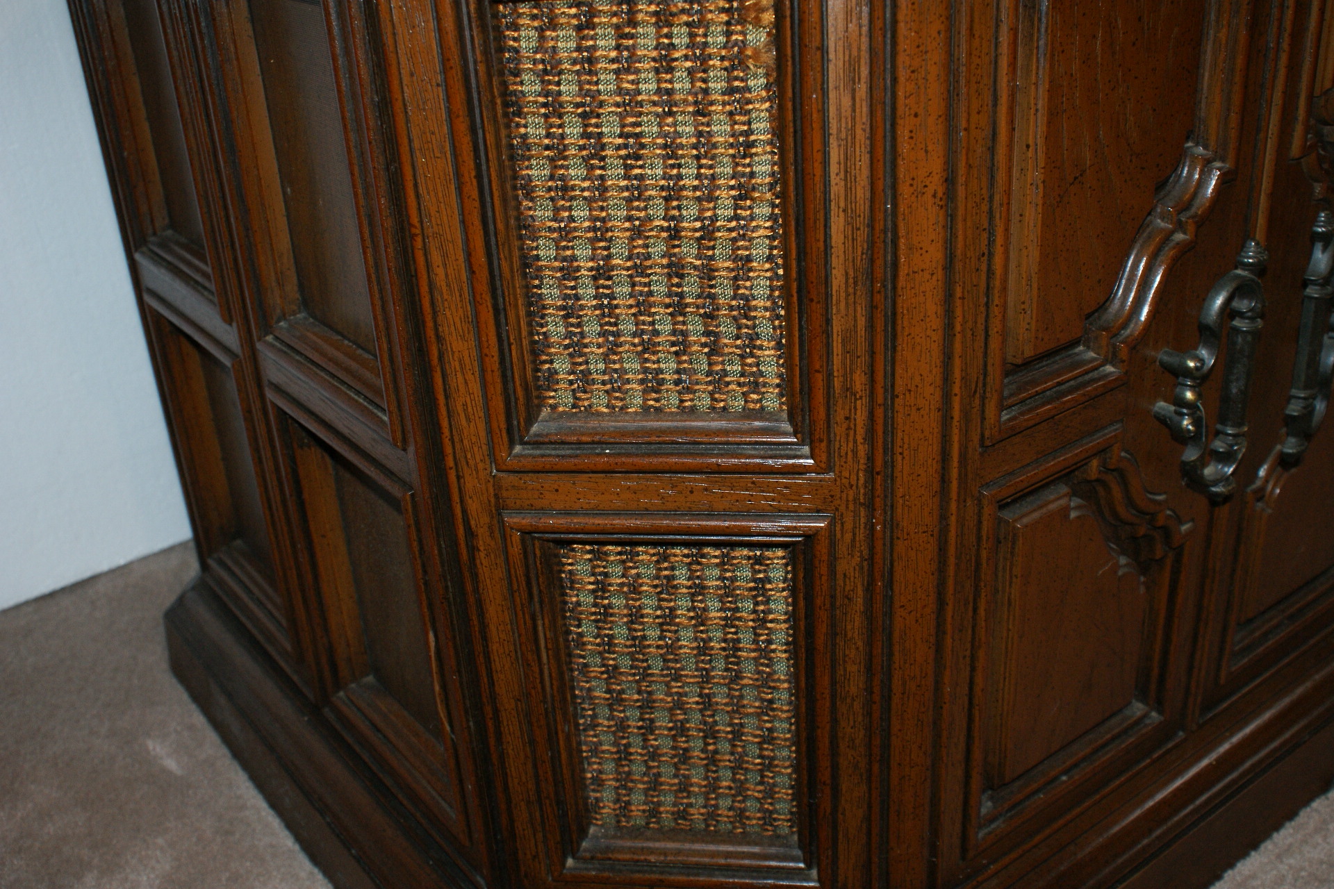 Vintage Magnavox Drum Console 