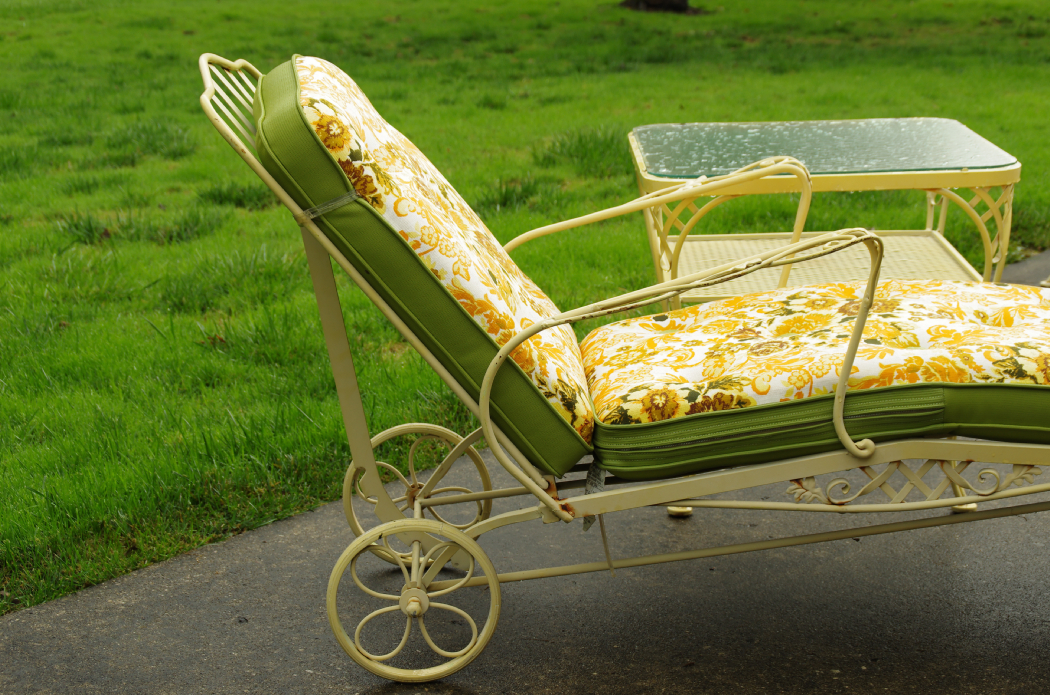 Vintage Wrought Iron Chaise Lounge with Cushion and Side Table