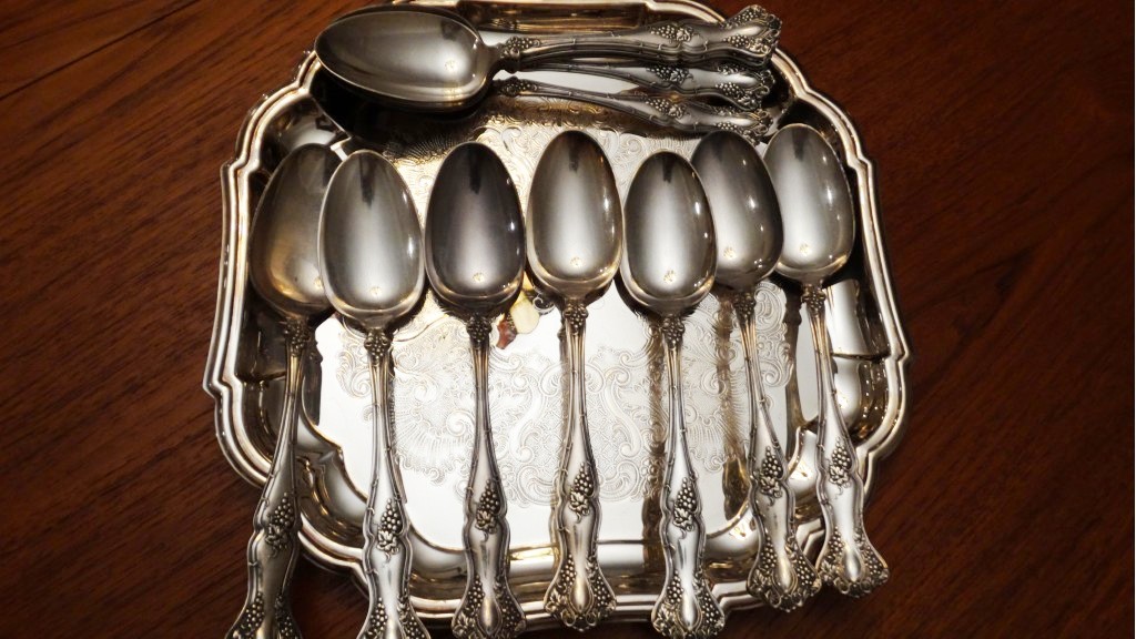 1847 Rogers Bros "Vintage" Grape Pattern Flatware and Gorham Tray