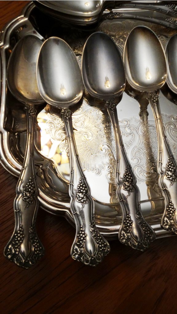 1847 Rogers Bros "Vintage" Grape Pattern Flatware and Gorham Tray