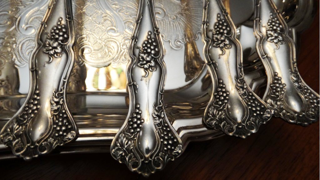 1847 Rogers Bros "Vintage" Grape Pattern Flatware and Gorham Tray