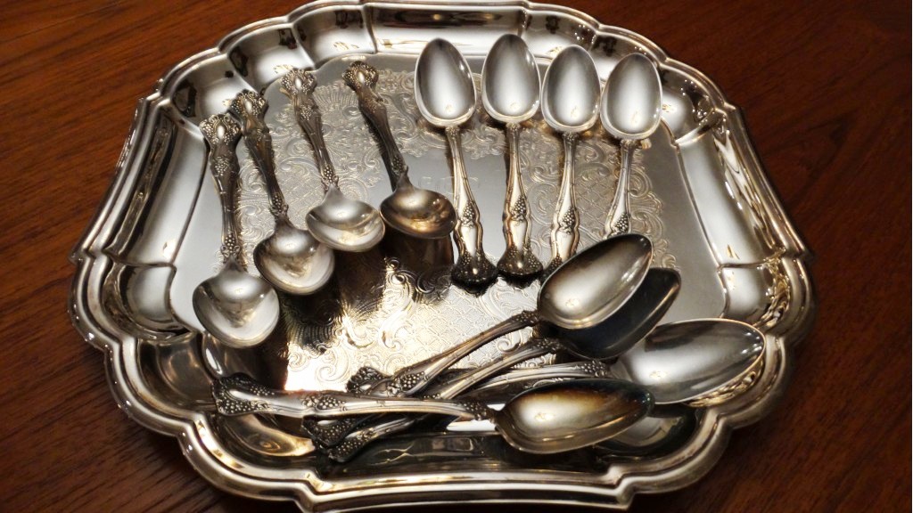 1847 Rogers Bros "Vintage" Grape Pattern Flatware and Gorham Tray
