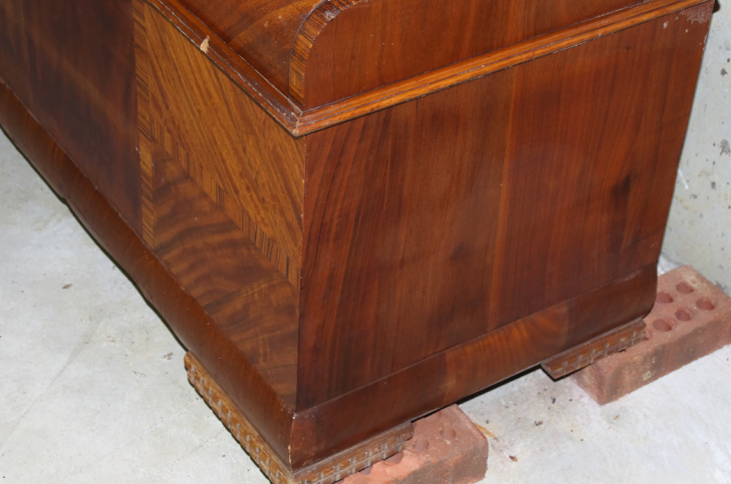 Lane Waterfall Cedar Chest