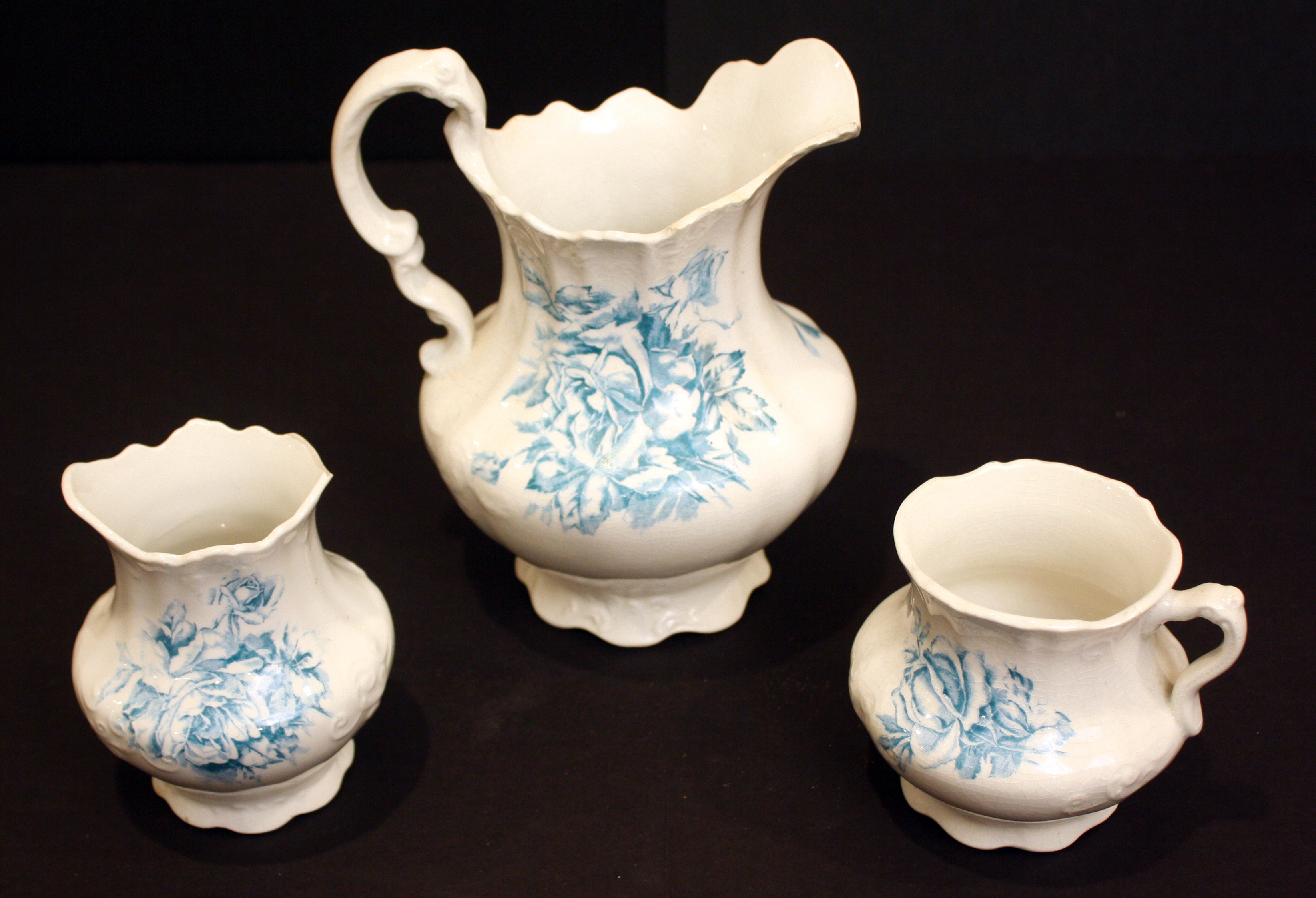 Vintage Laughlin Chamber Set