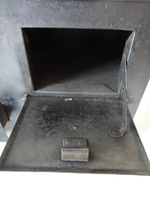 Child's Vintage Metal Toy Stove