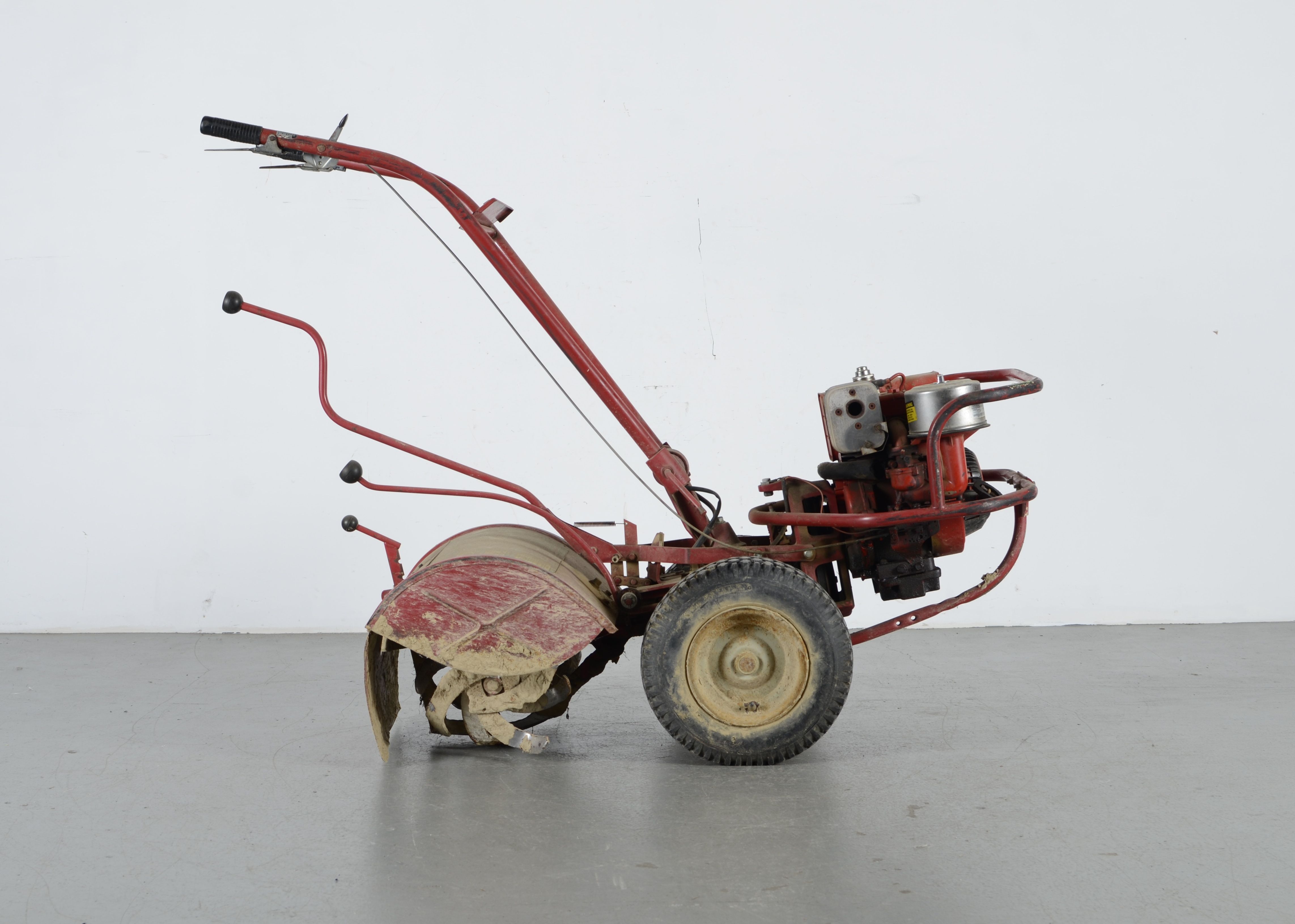 Briggs and Stratton Horse Tiller with 7HP Cast Iron Bore Engine