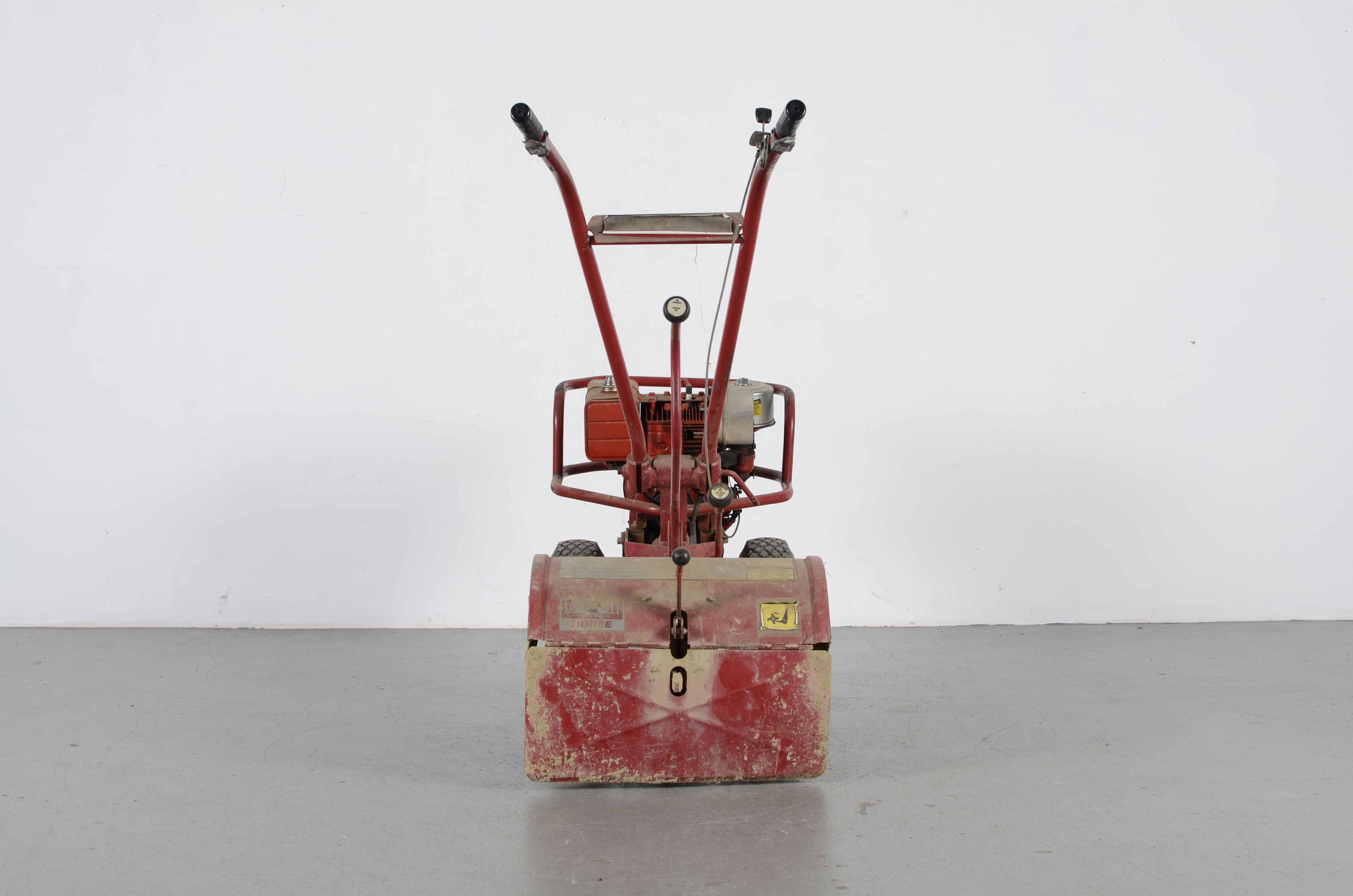 Briggs and Stratton Horse Tiller with 7HP Cast Iron Bore Engine