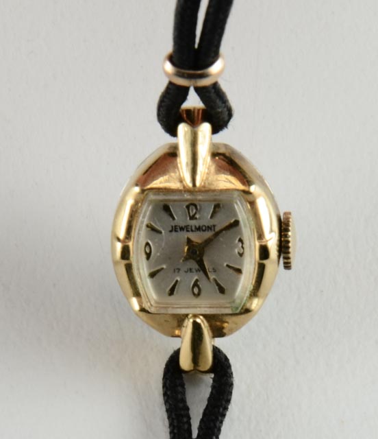 Group of Vintage and Modern Costume Jewelry