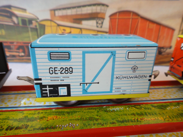 1950s TECHNOFIX German Made Shunting Train Lithograph Tin #289