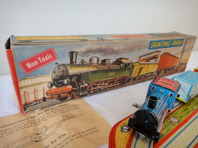 1950s TECHNOFIX German Made Shunting Train Lithograph Tin #289