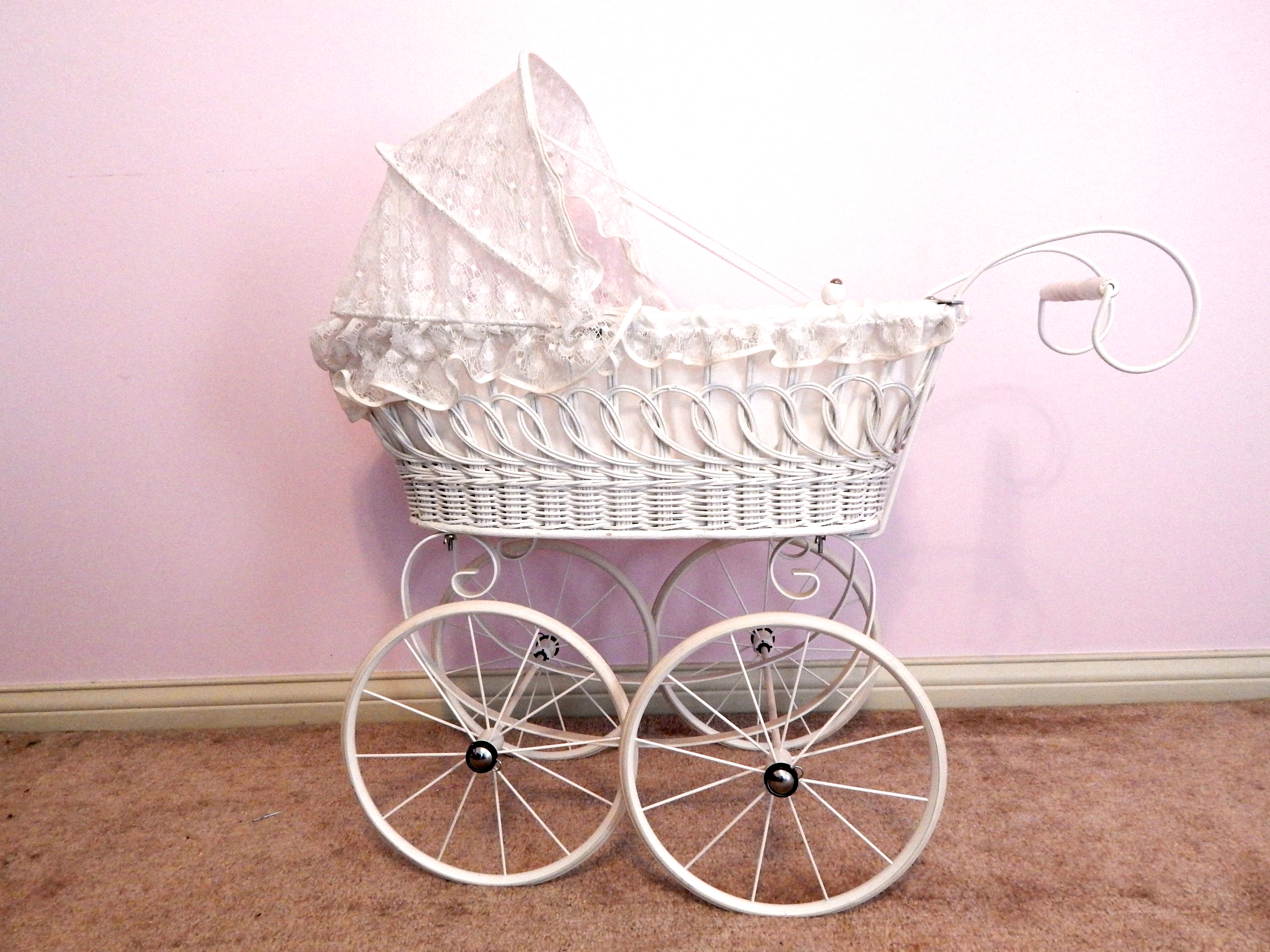 Vintage Knorr Baby Carriage (Pram)