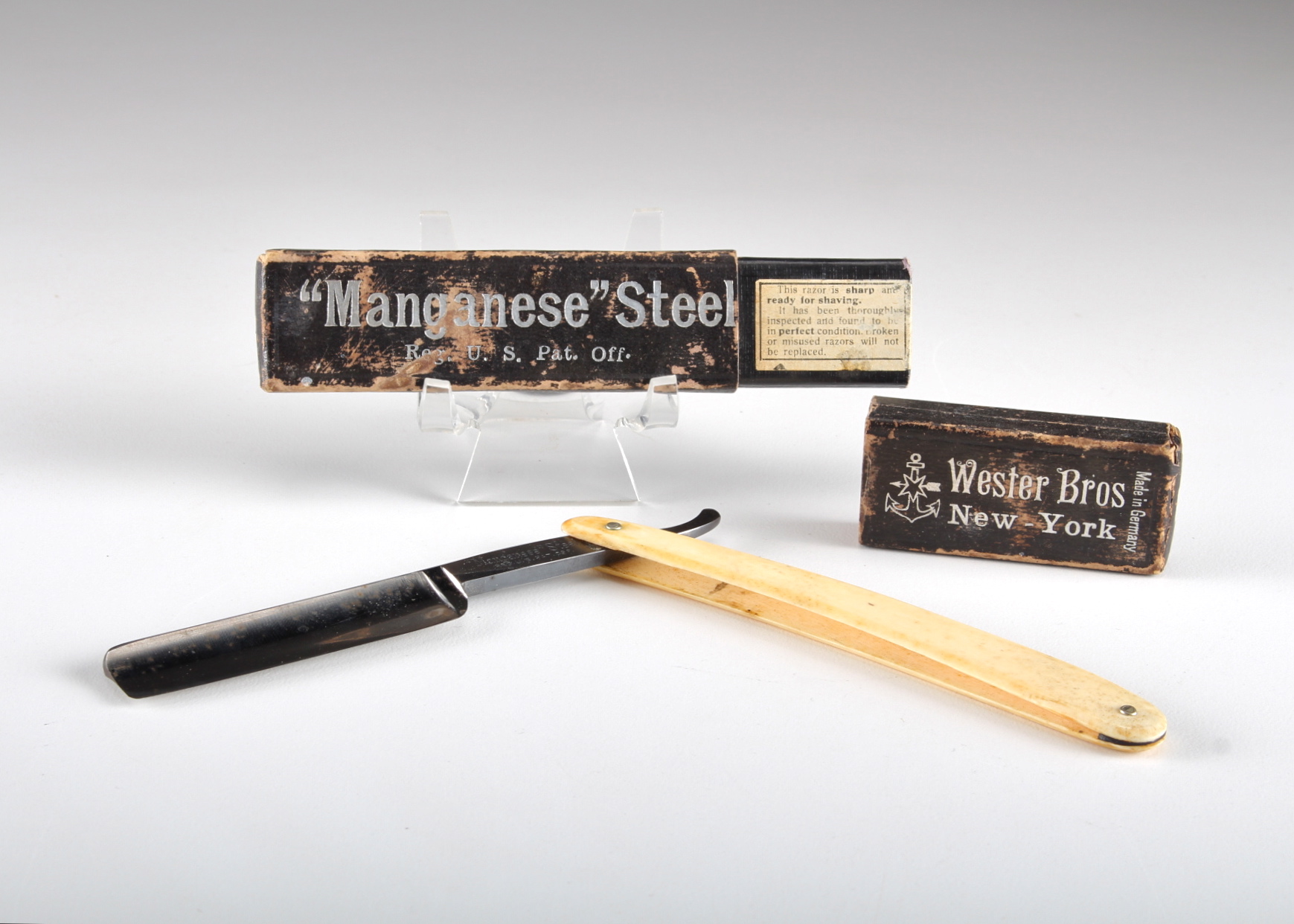Vintage Straight Razor in Original Packaging
