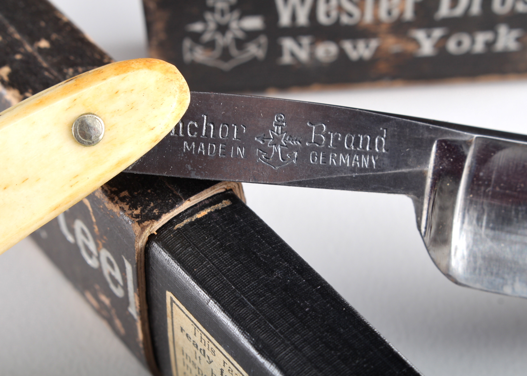Vintage Straight Razor in Original Packaging