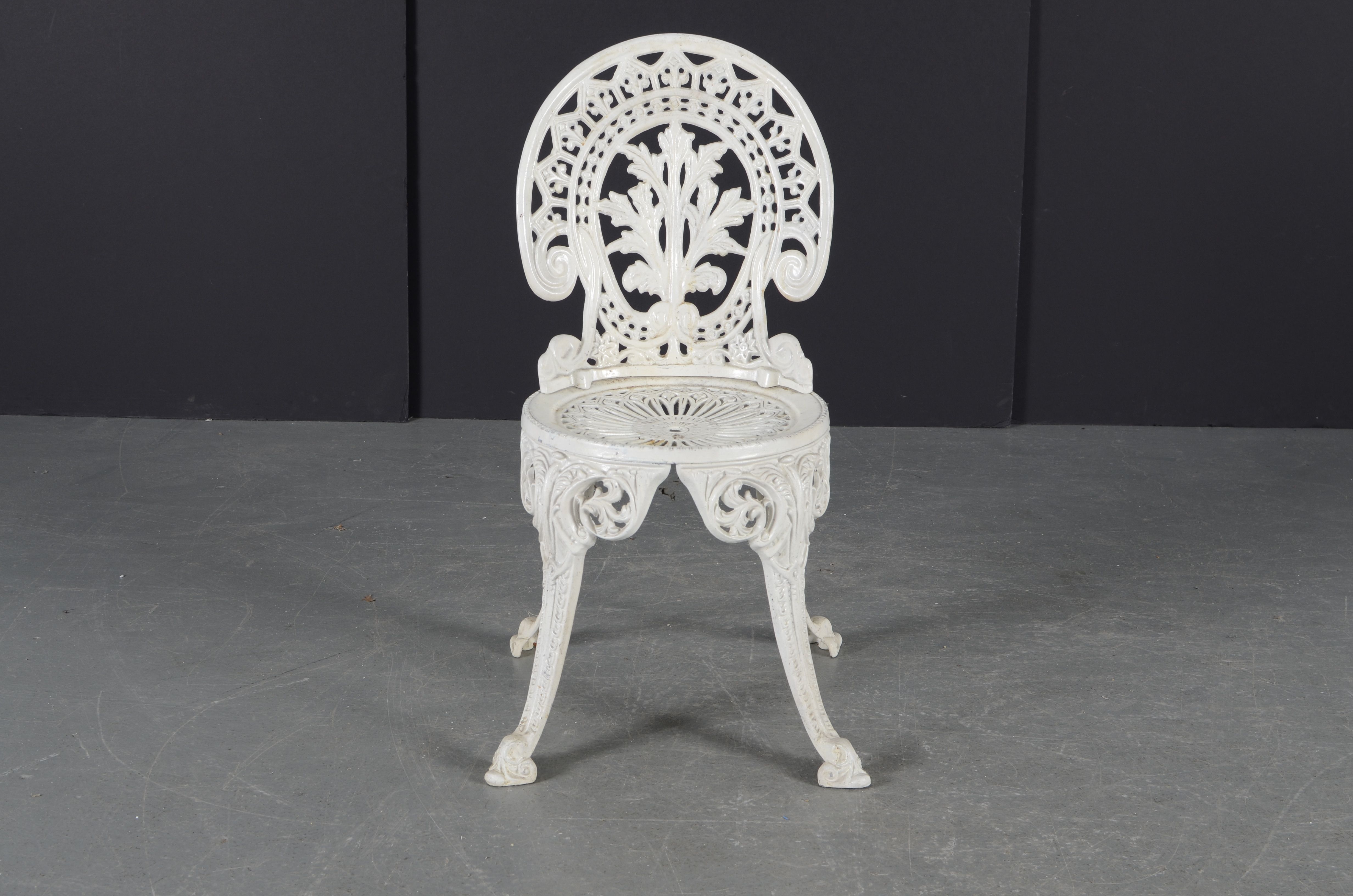 White Cast Iron Patio Furniture Set