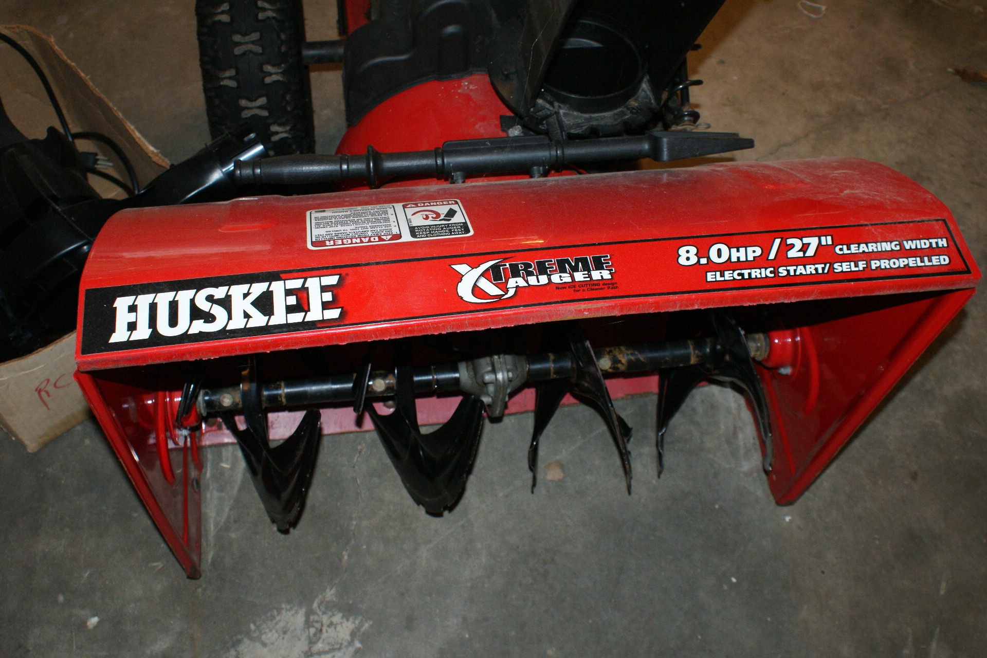 Huskee 8.0HP 27" Snow Blower