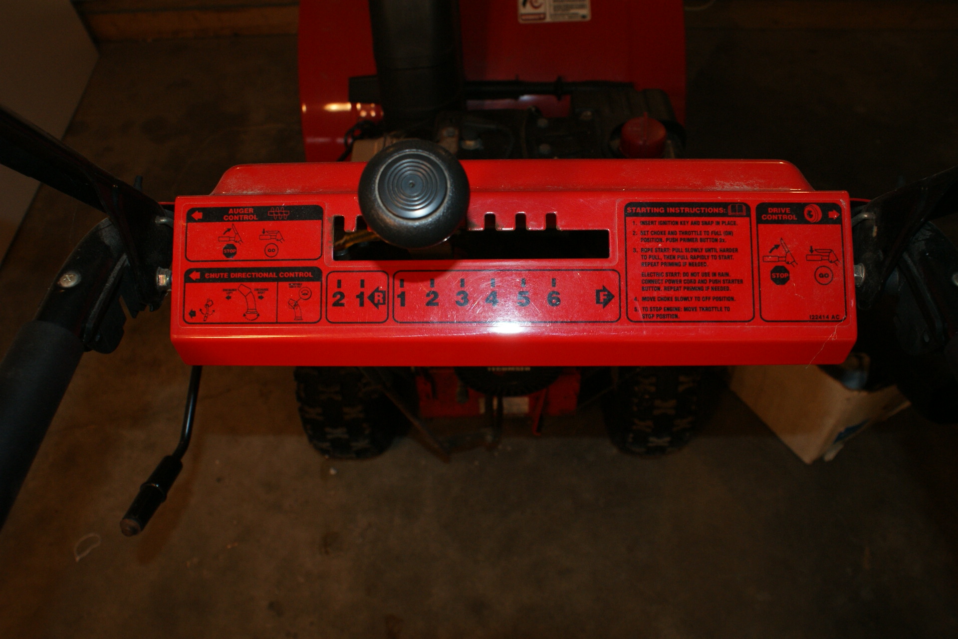 Huskee 8.0HP 27" Snow Blower