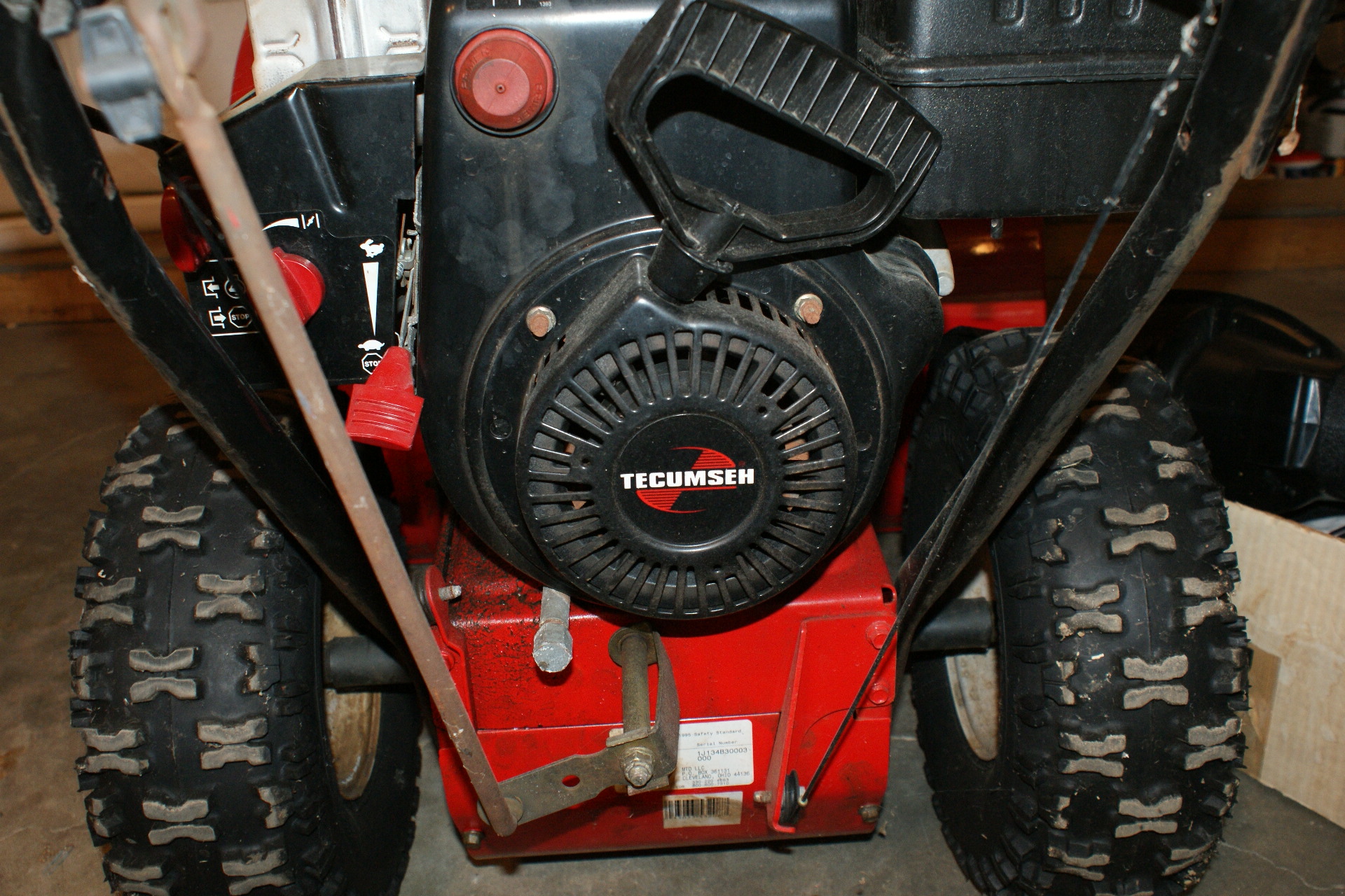 Huskee 8.0HP 27" Snow Blower