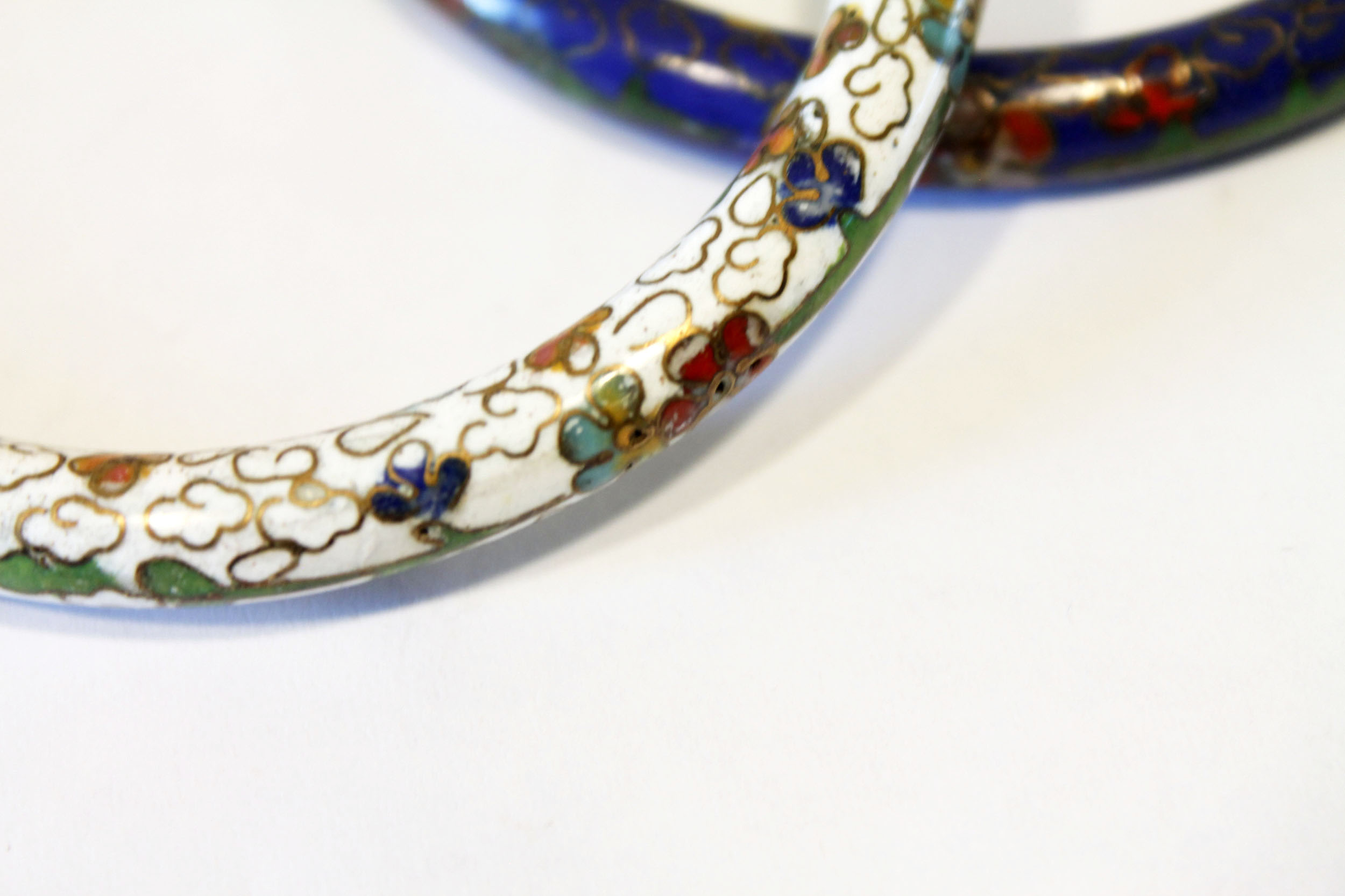 Vintage Floral Enamel Cloisonne Bangle Bracelets