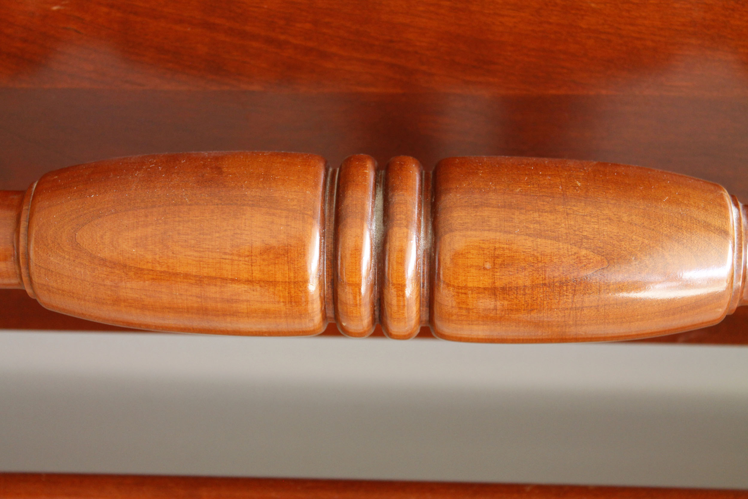 Maple Full Size Bedframe 