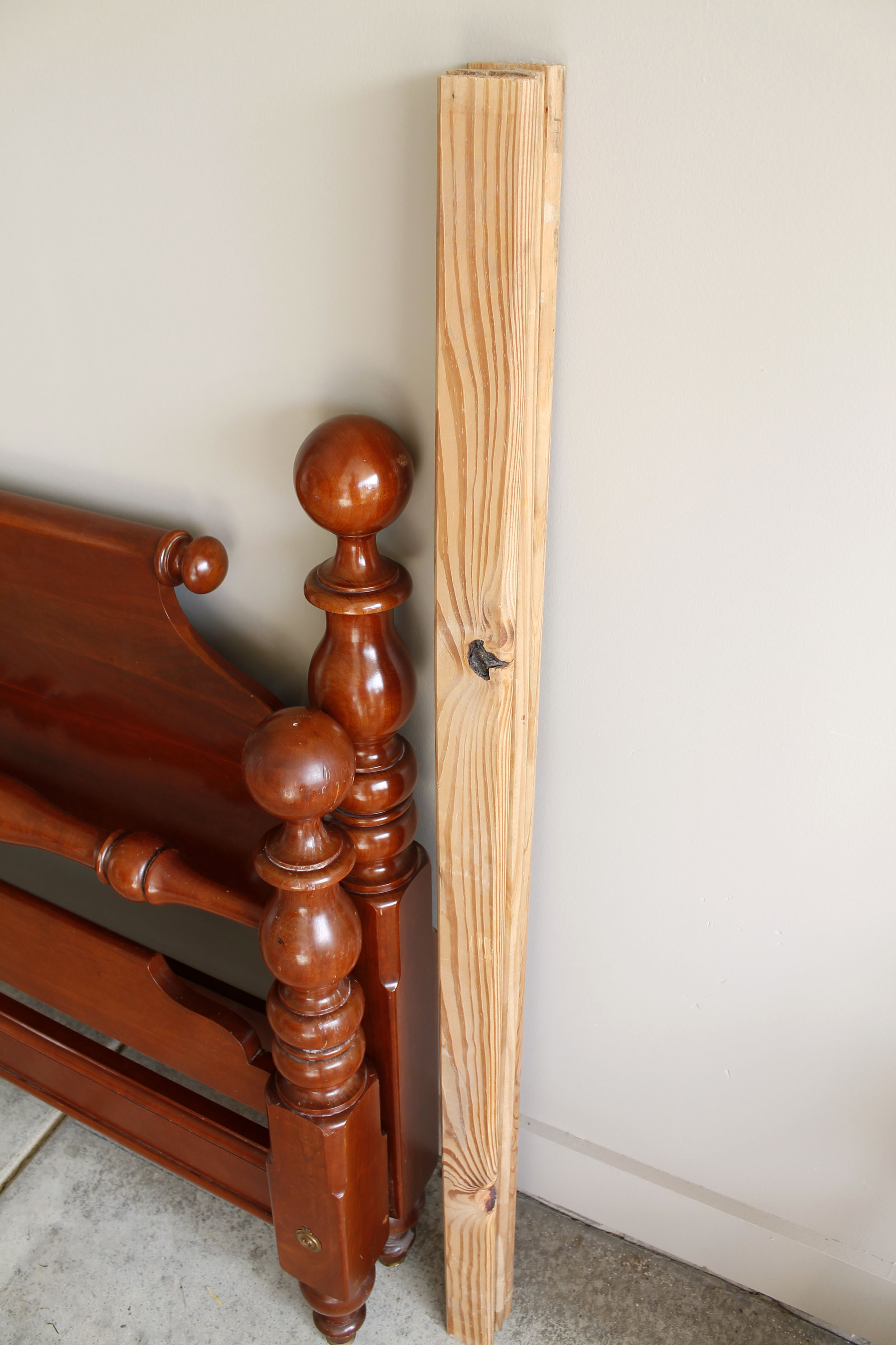 Maple Full Size Bedframe 