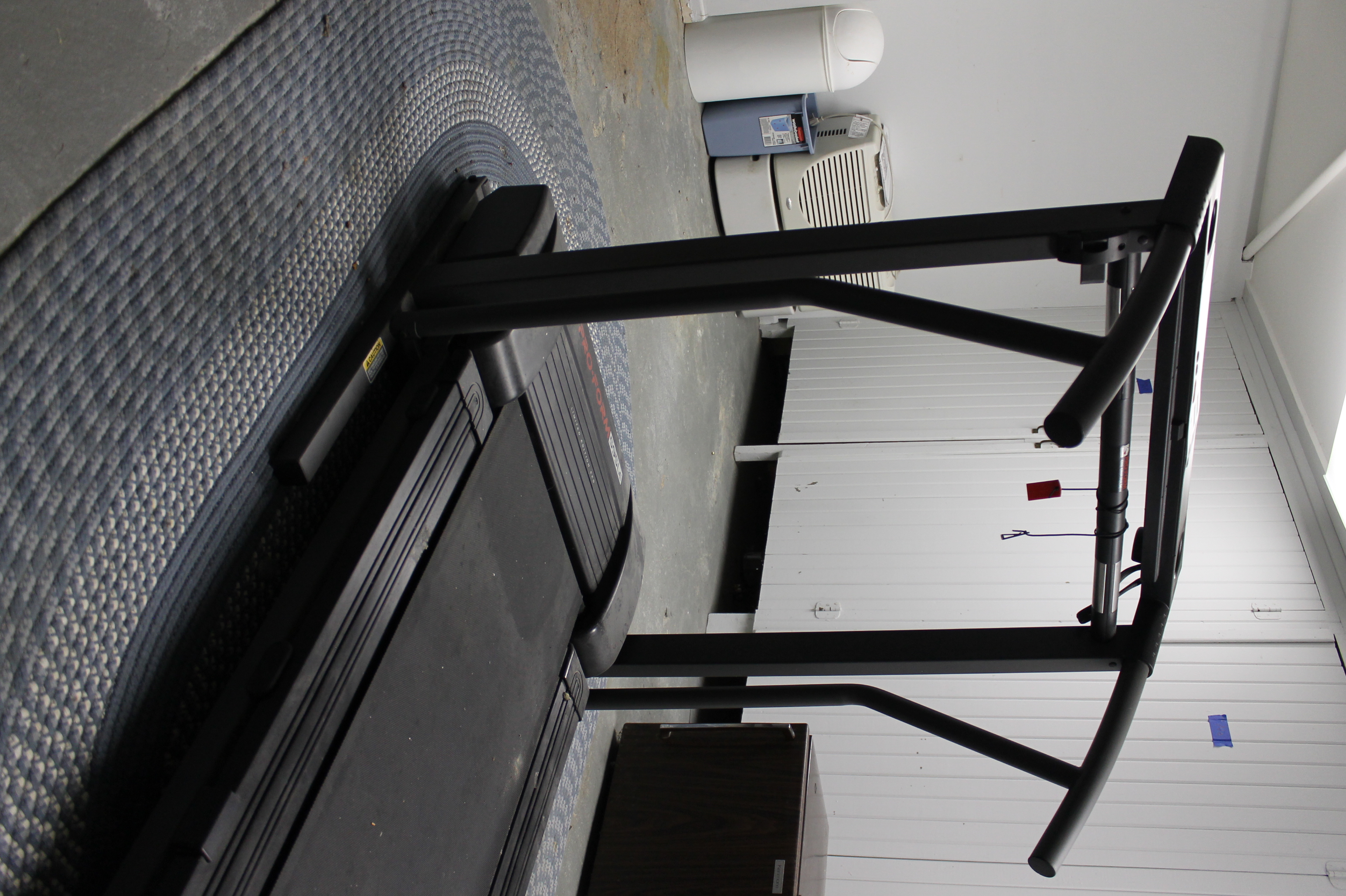 Proform Incline Treadmill with Limited Edition EKG Grip Pulse Bar EBTH