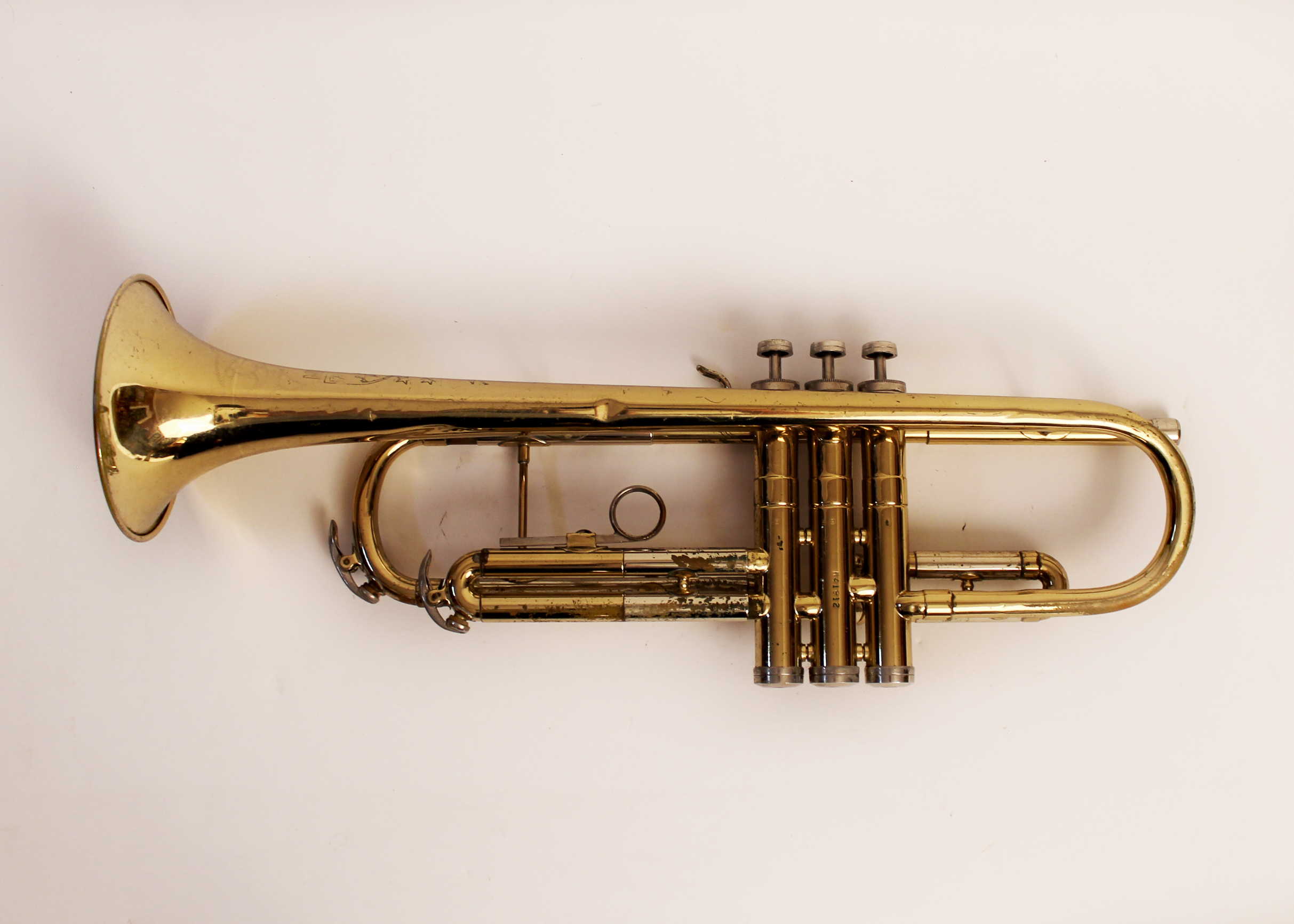 Conn "Conquest" Brass Trumpet with Mouthpieces and Two Mutes