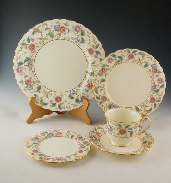 Noritake "La Prada" Bone China Set of Ten