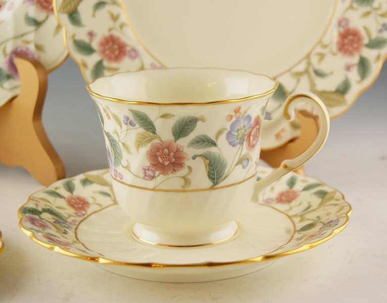 Noritake "La Prada" Bone China Set of Ten