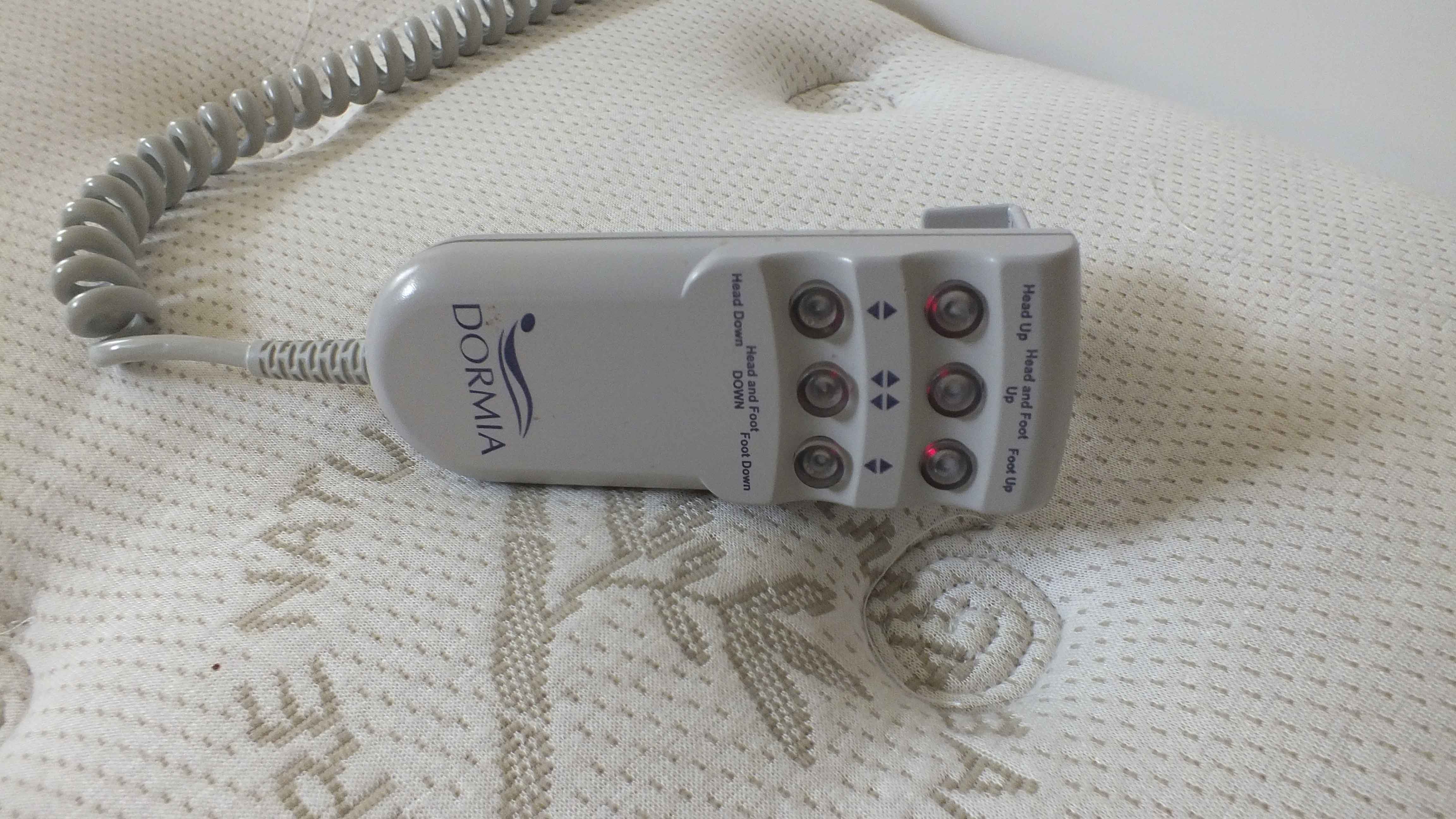 Legett Platt Adjustable King Size Bed System and Dormia Mattress