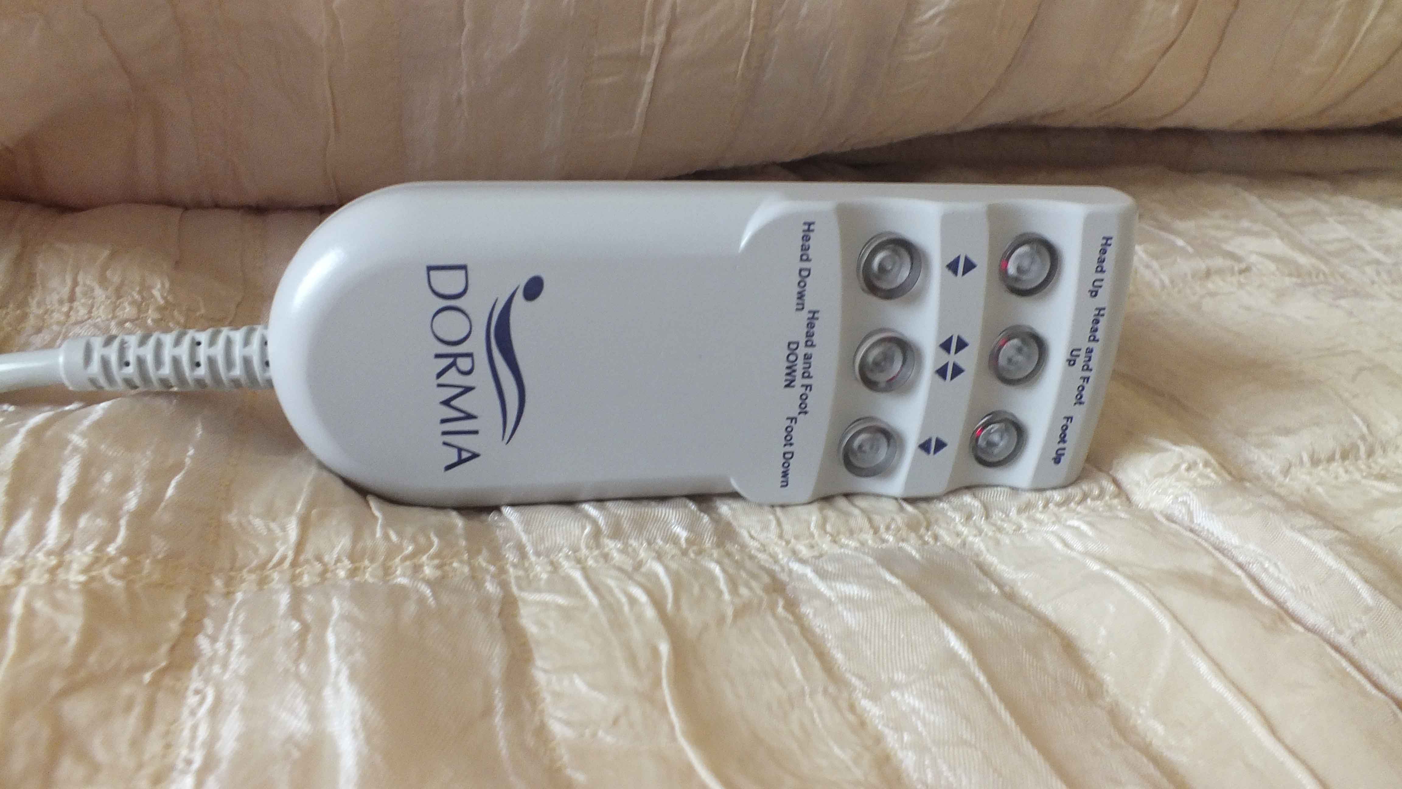 Legett Platt Adjustable King Size Bed System and Dormia Mattress