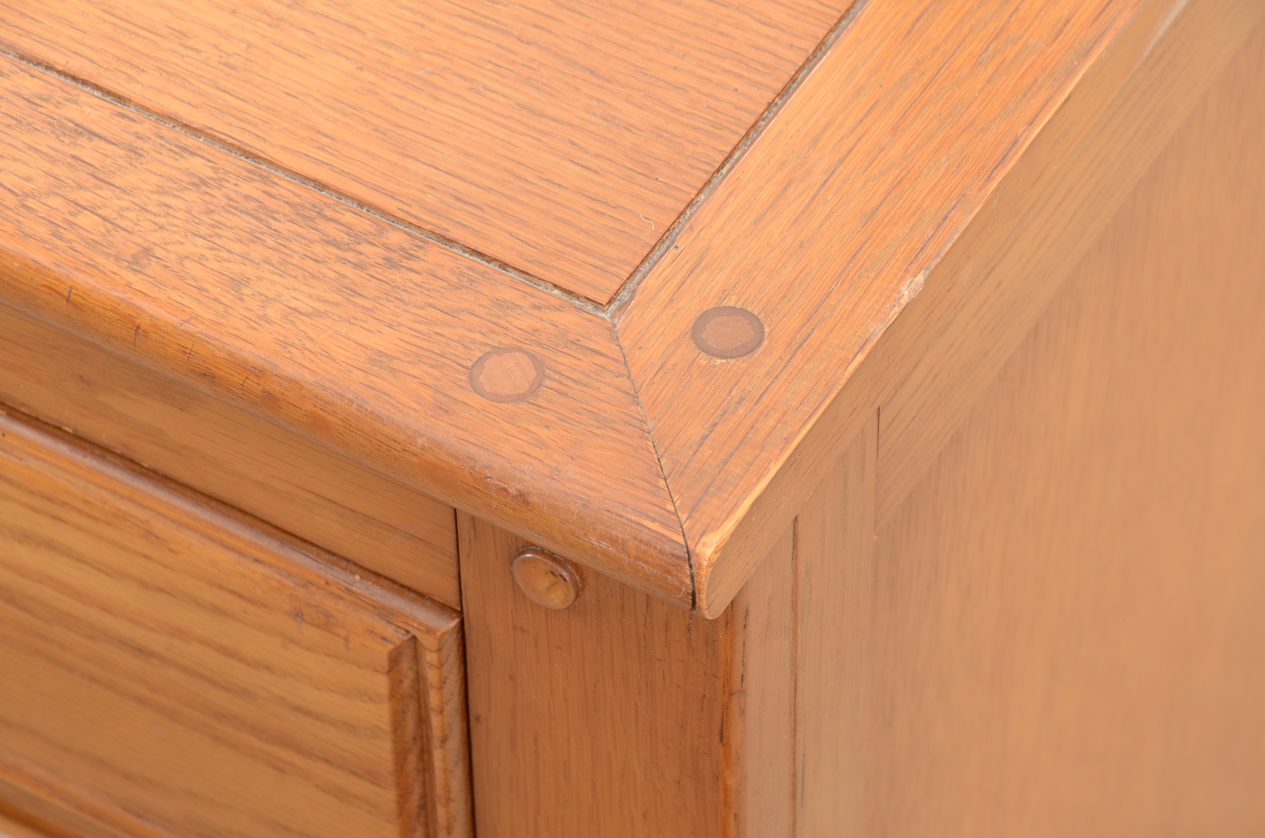 Link Taylor Dresser With Mirror