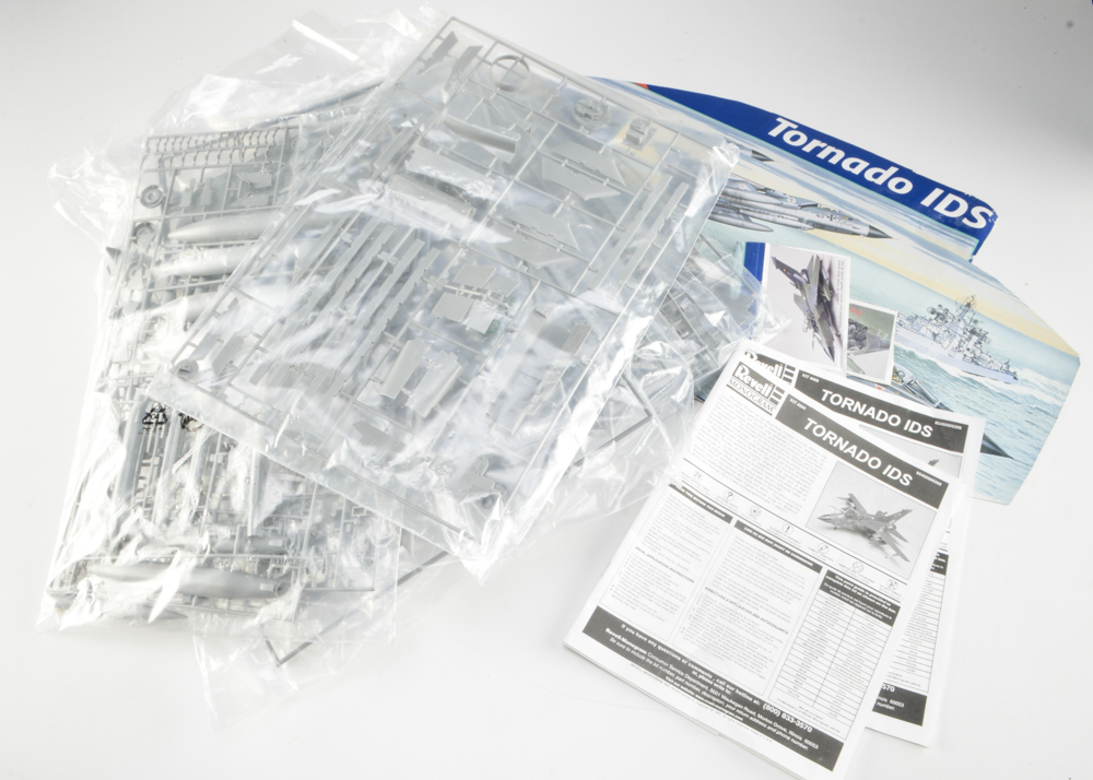 Revell Tornado IDS  Model Plane Kits